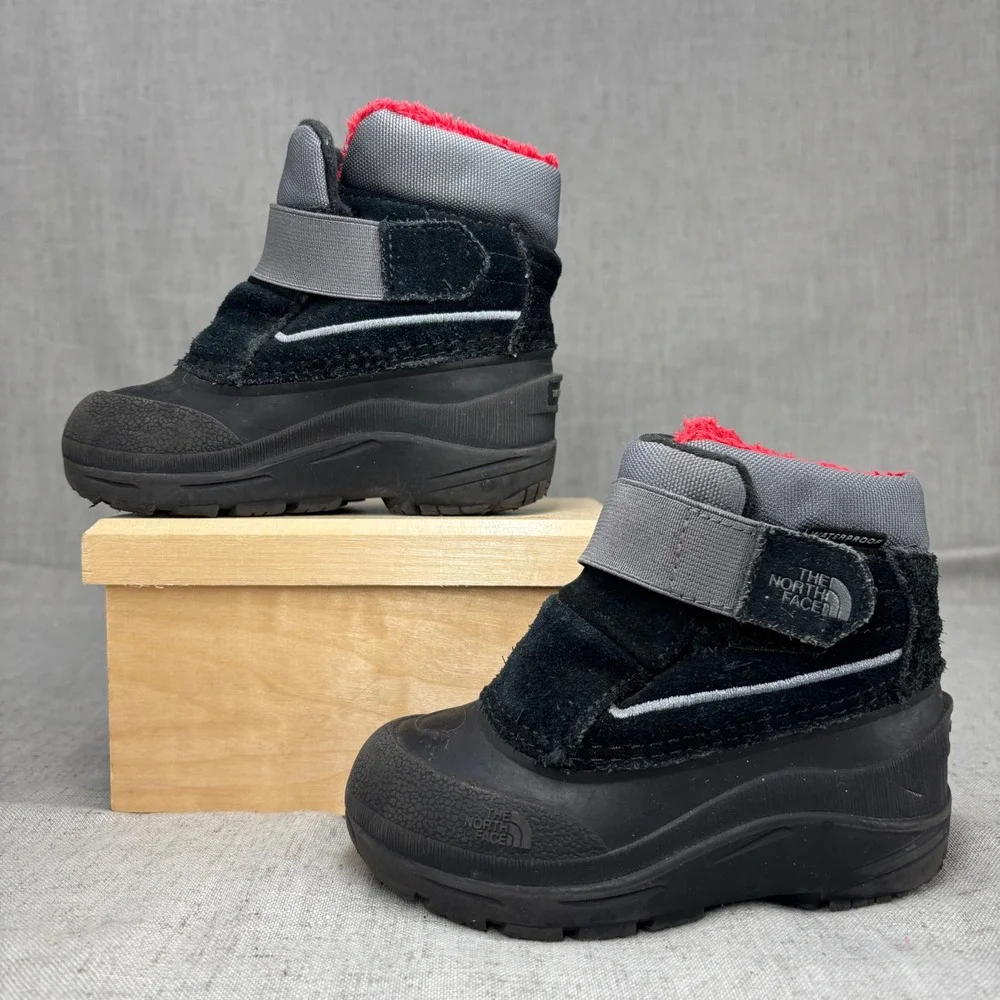 The North Face Alpenglow Kids Snow Boots Black Red Waterproof Size 8 Toddler